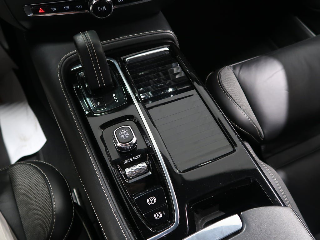 Vehicle Image 40