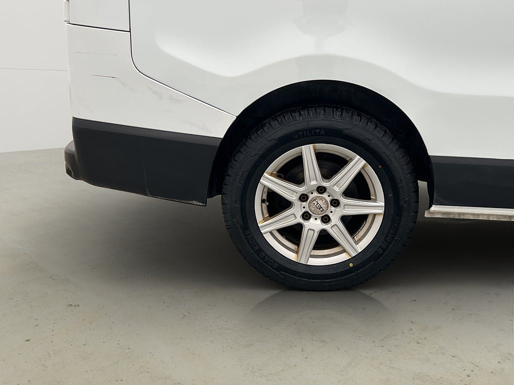 Vehicle Image 31