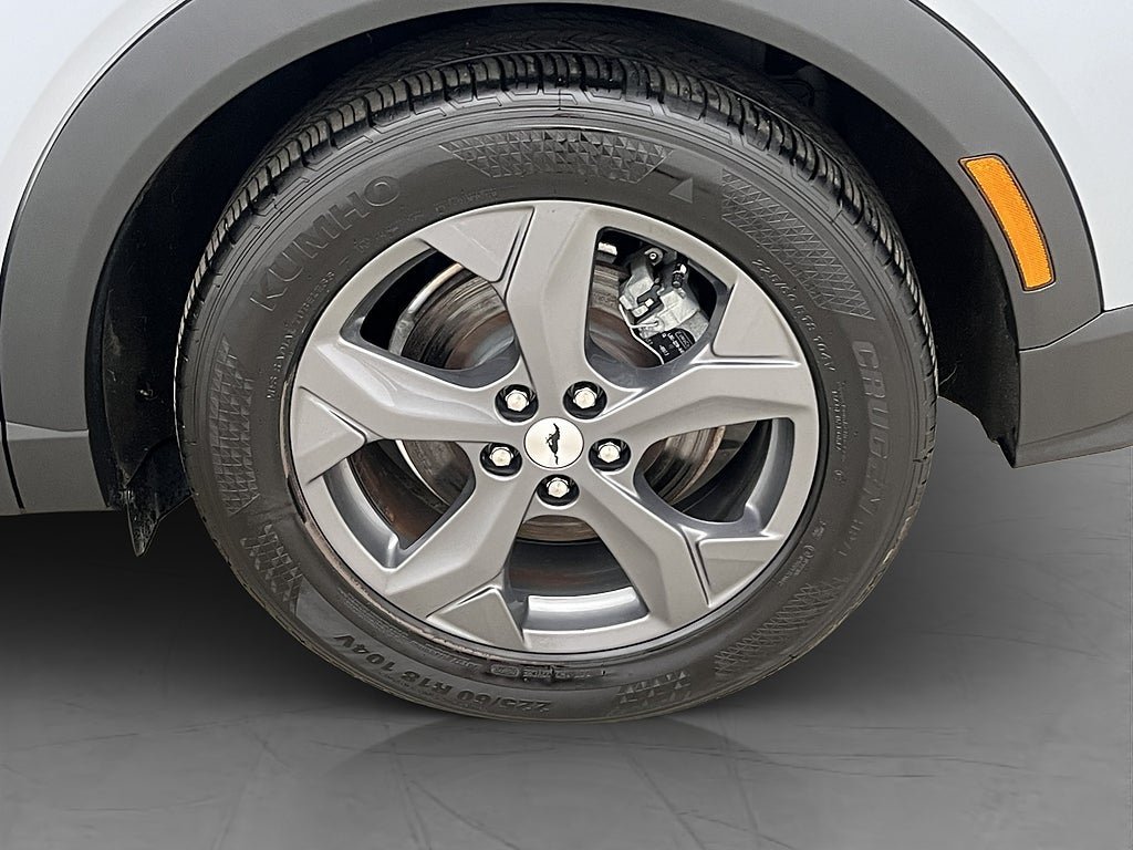 Vehicle Image 31
