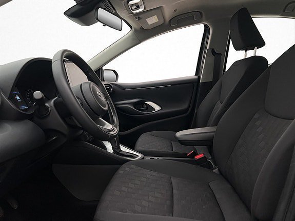 Vehicle Image 10