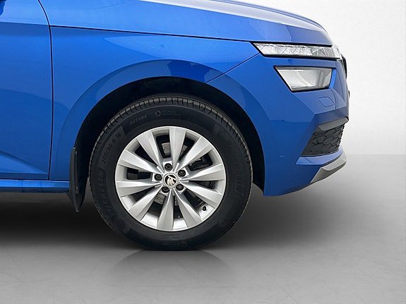 Vehicle Image 33