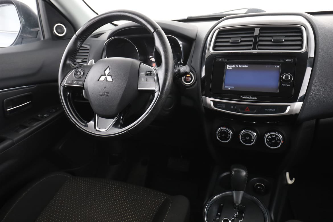 Vehicle Image 14