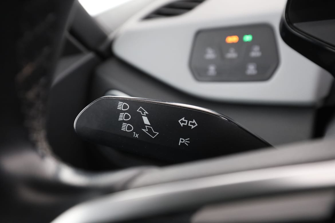 Vehicle Image 33