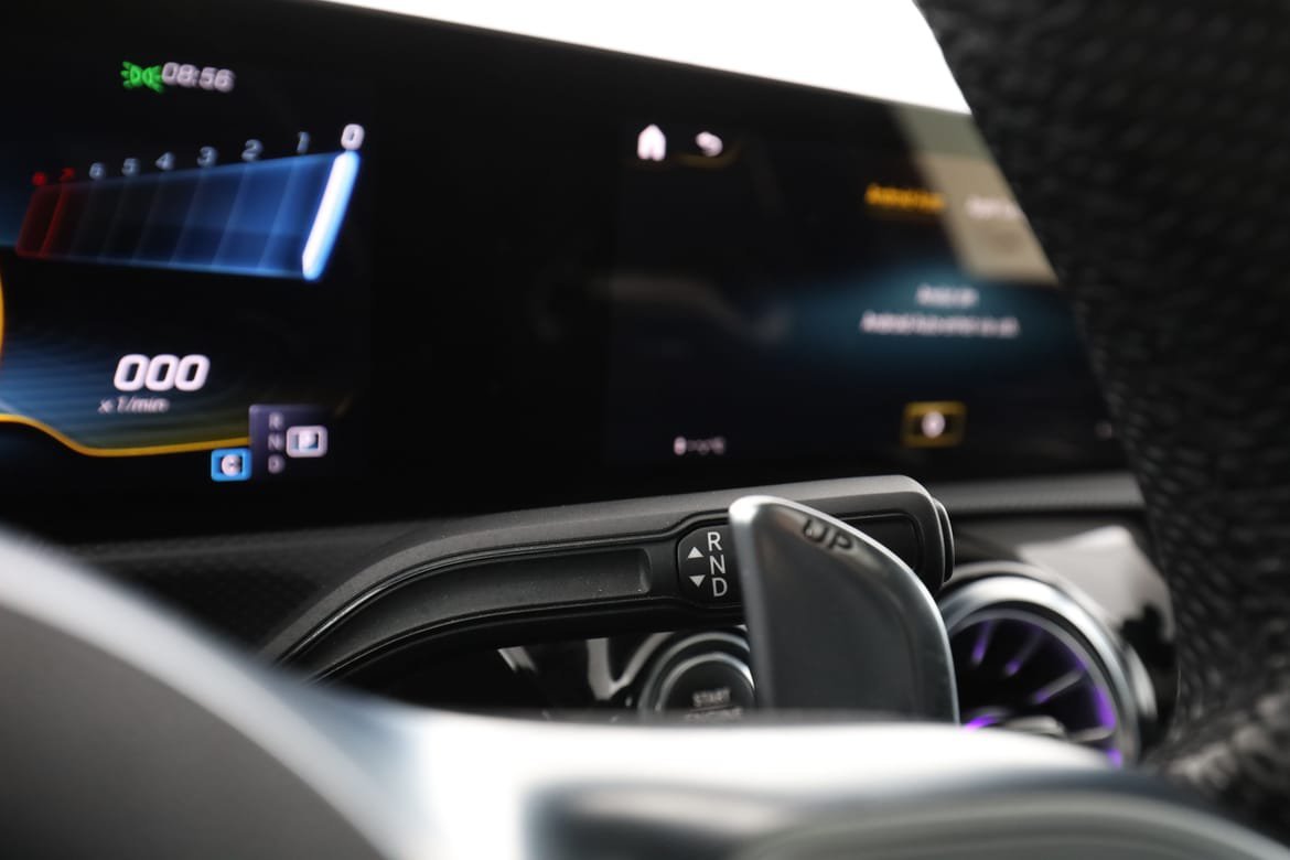 Vehicle Image 38