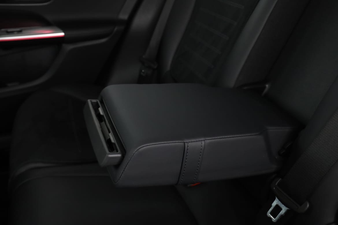 Vehicle Image 42