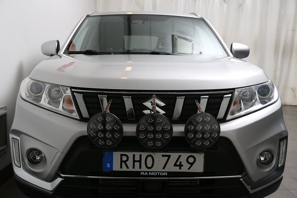 Vehicle Image 5