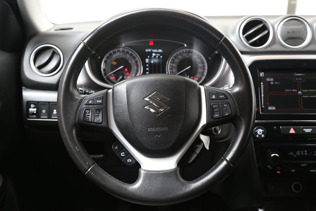 Vehicle Image 14