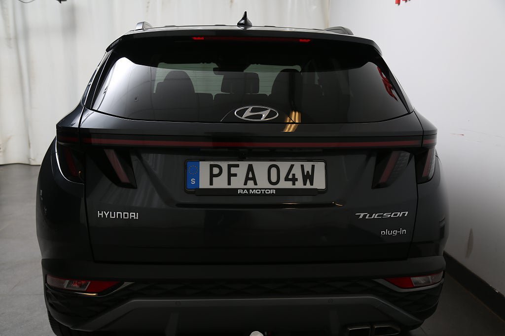Vehicle Image 32