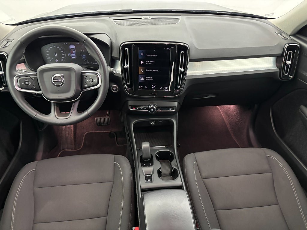 Vehicle Image 14