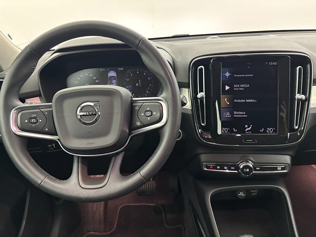 Vehicle Image 15