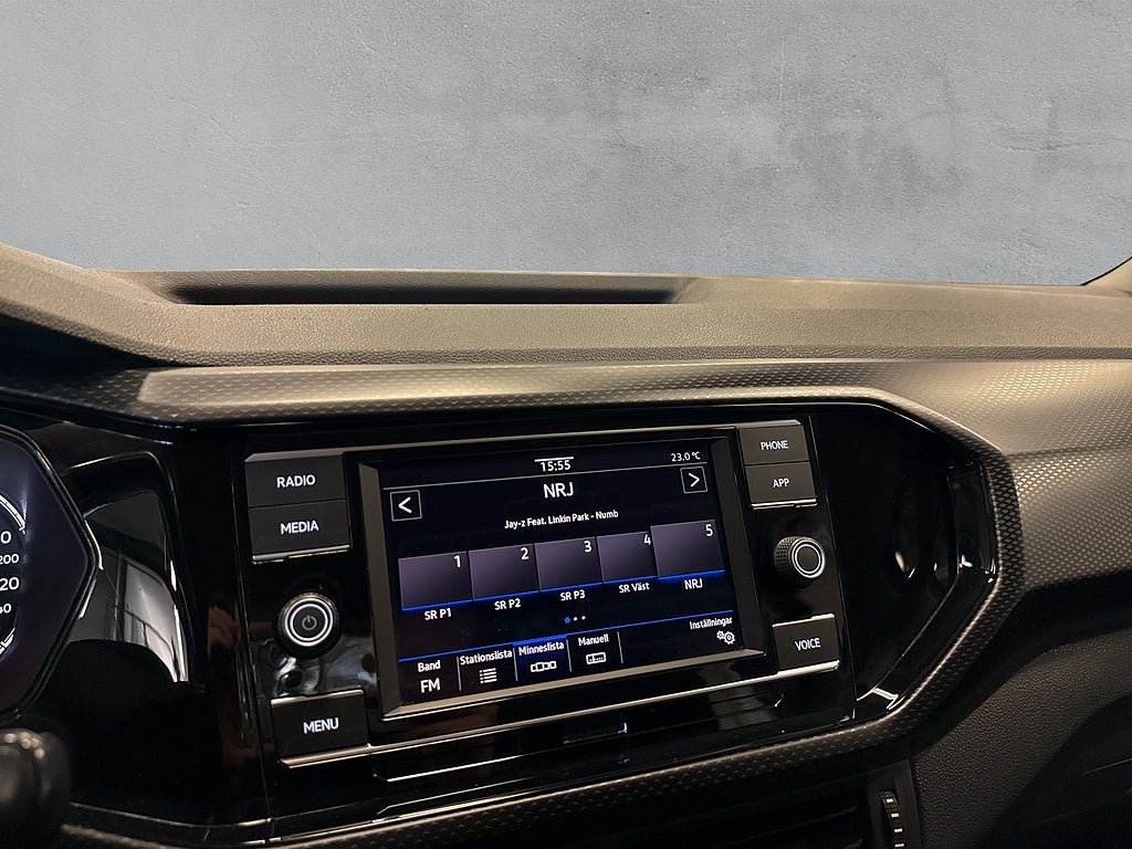 Vehicle Image 17