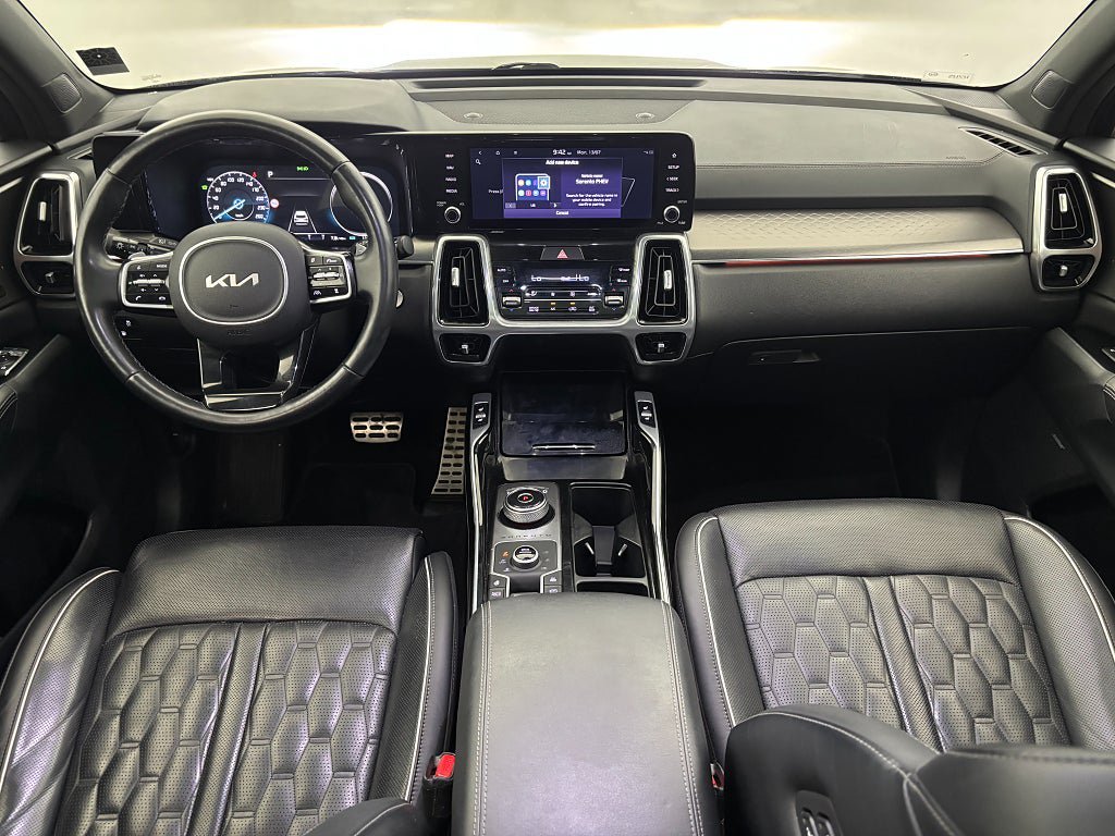 Vehicle Image 21