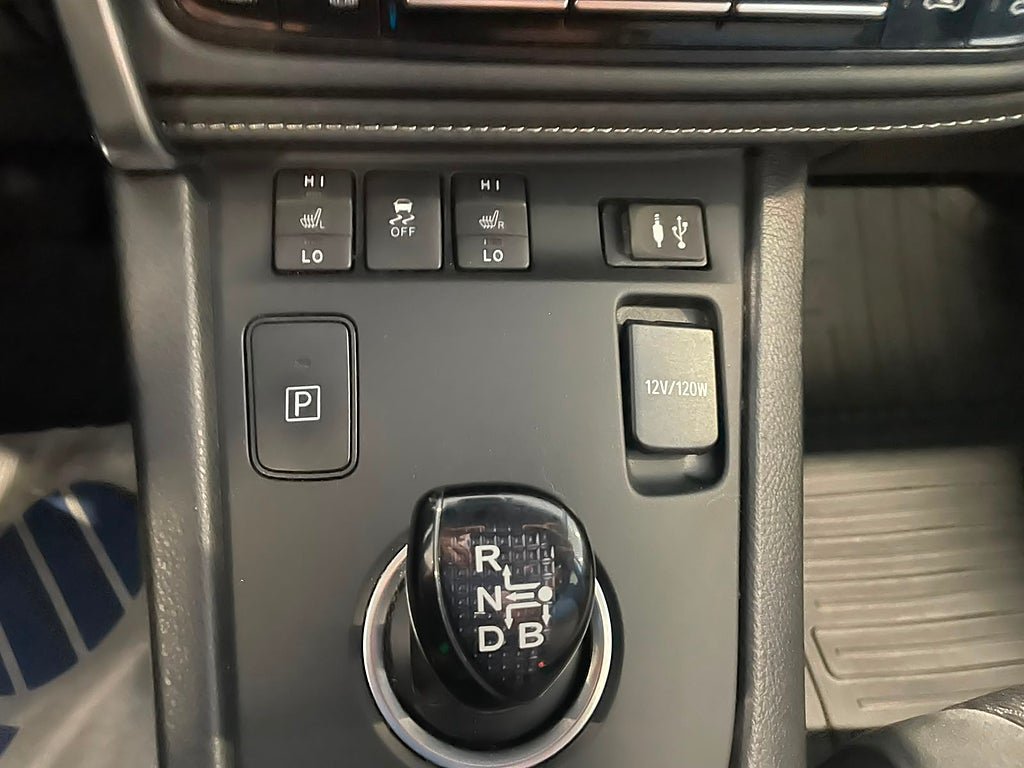 Vehicle Image 17