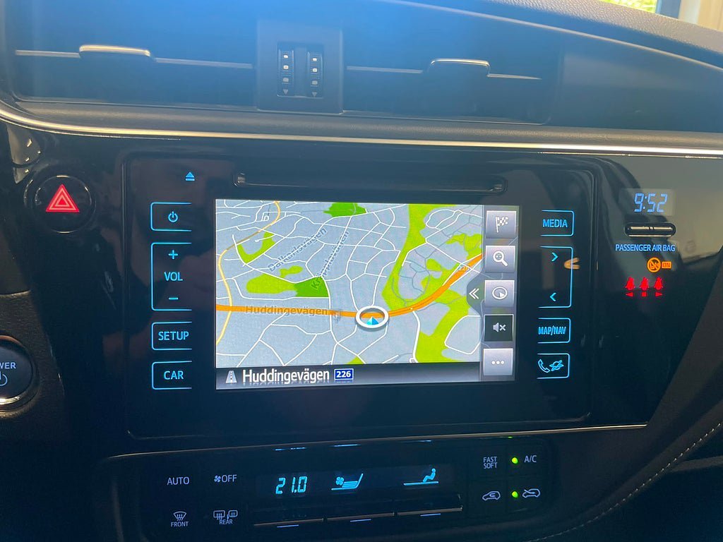 Vehicle Image 21