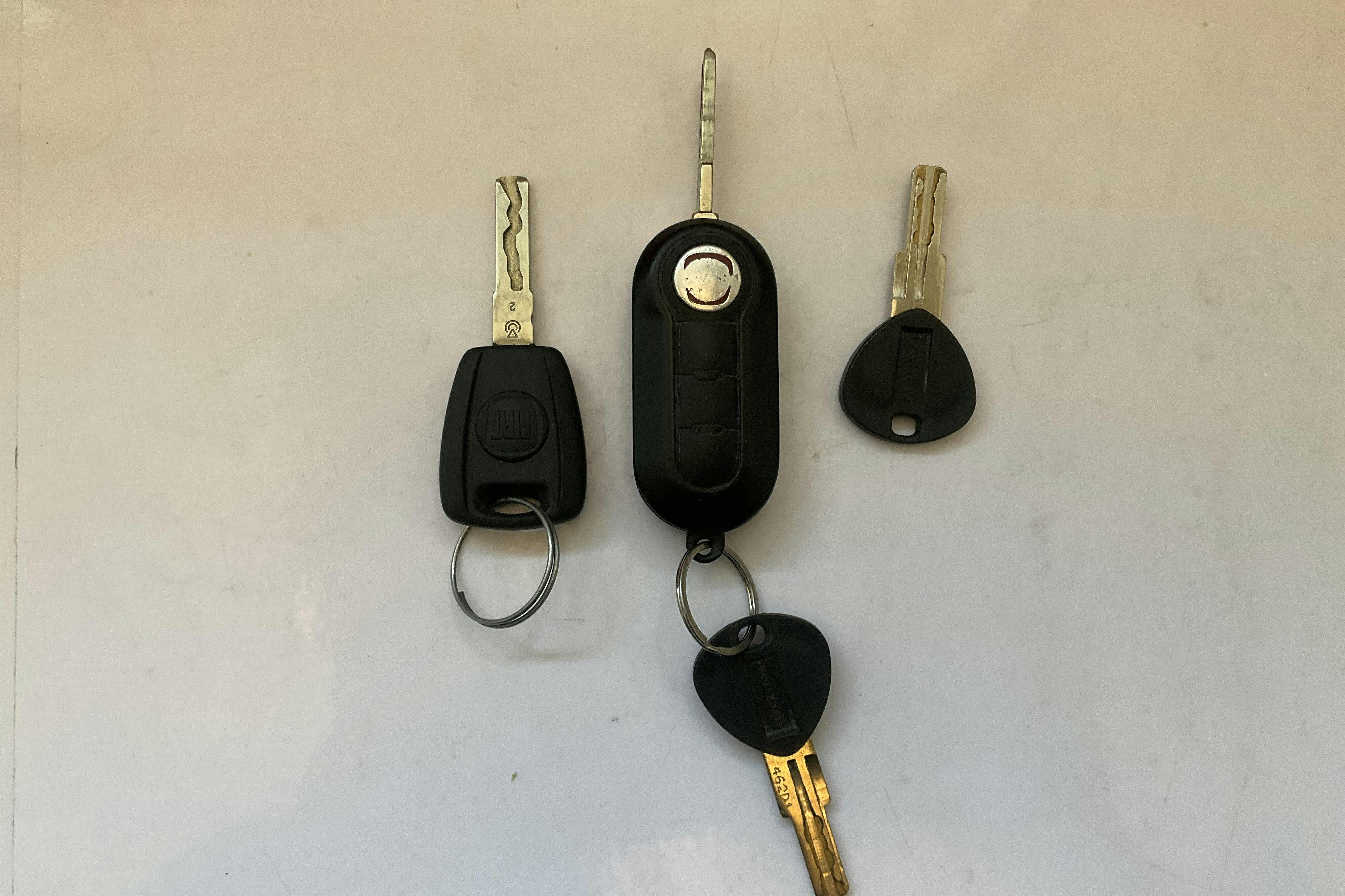 Vehicle Image 12