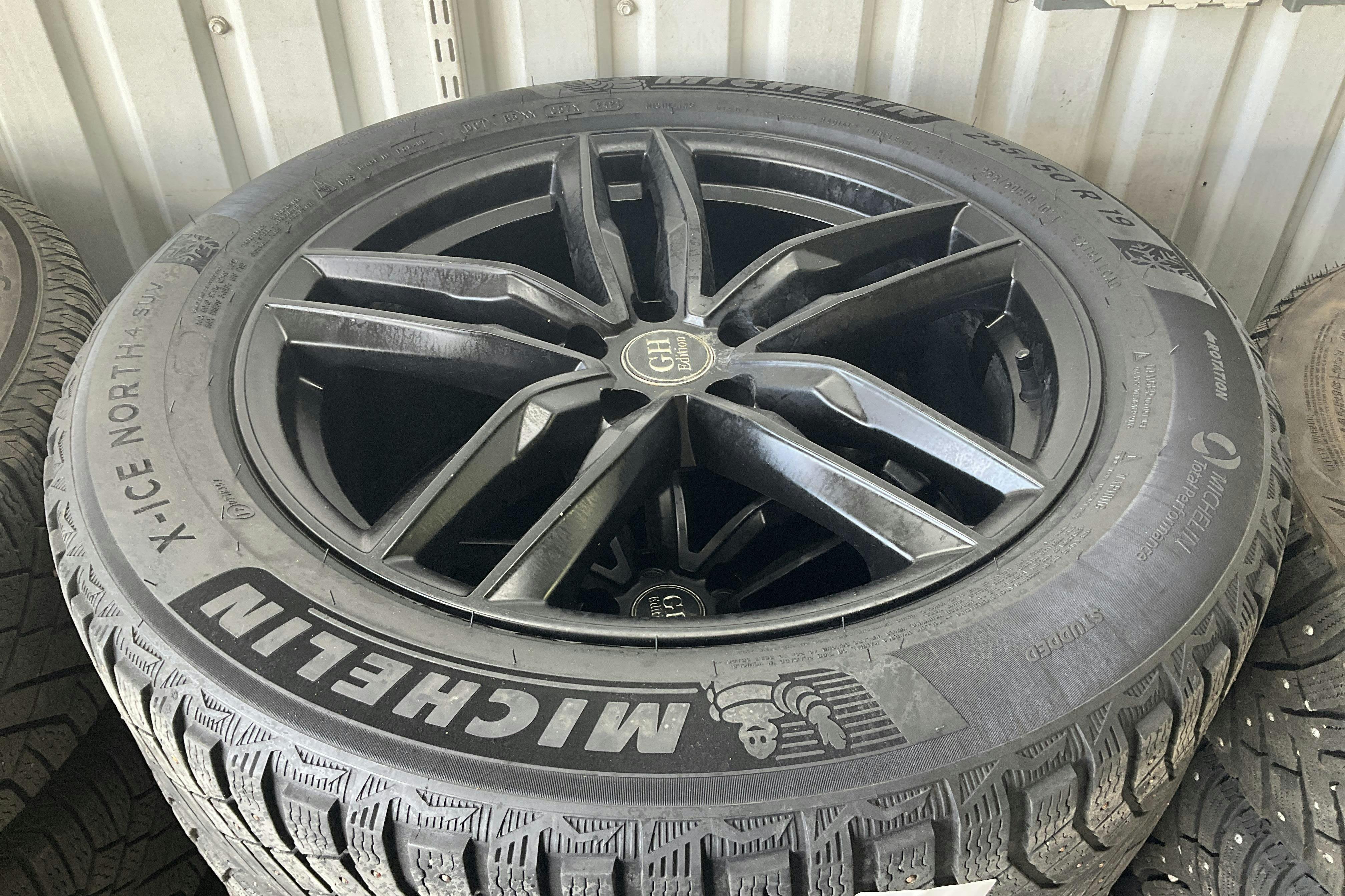 Vehicle Image 13