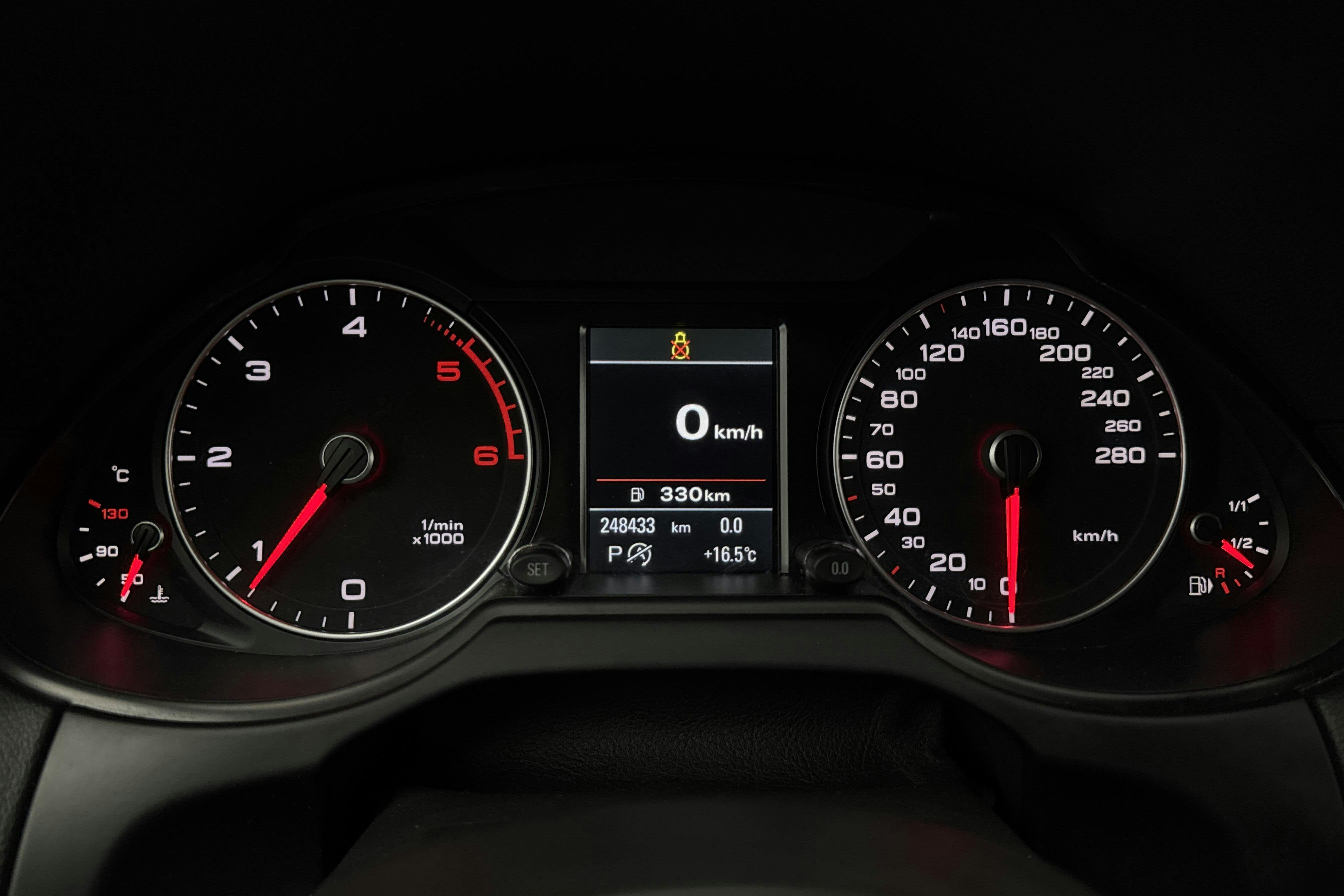 Vehicle Image 10