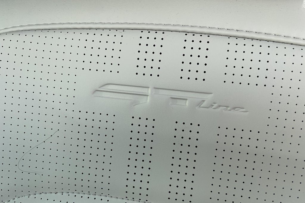 Vehicle Image 29