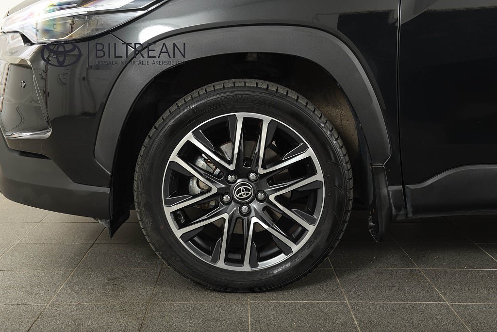 Vehicle Image 15