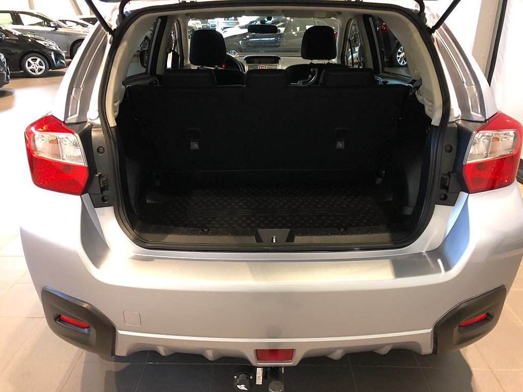 Vehicle Image 9