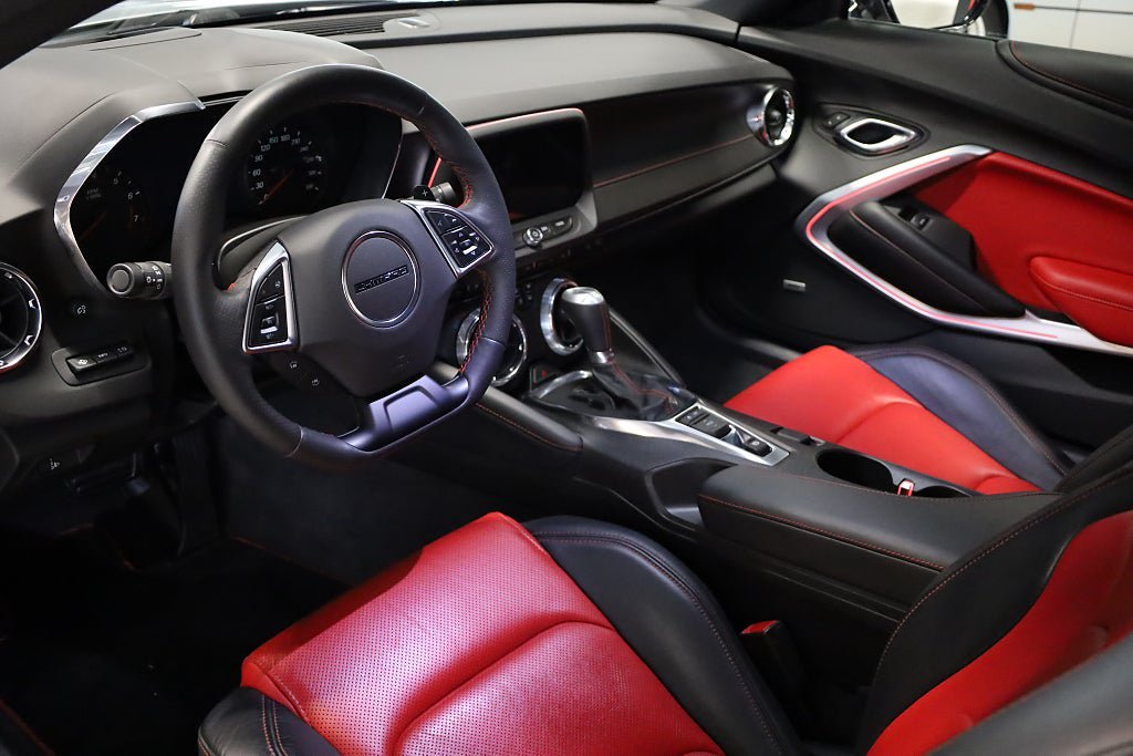 Vehicle Image 12