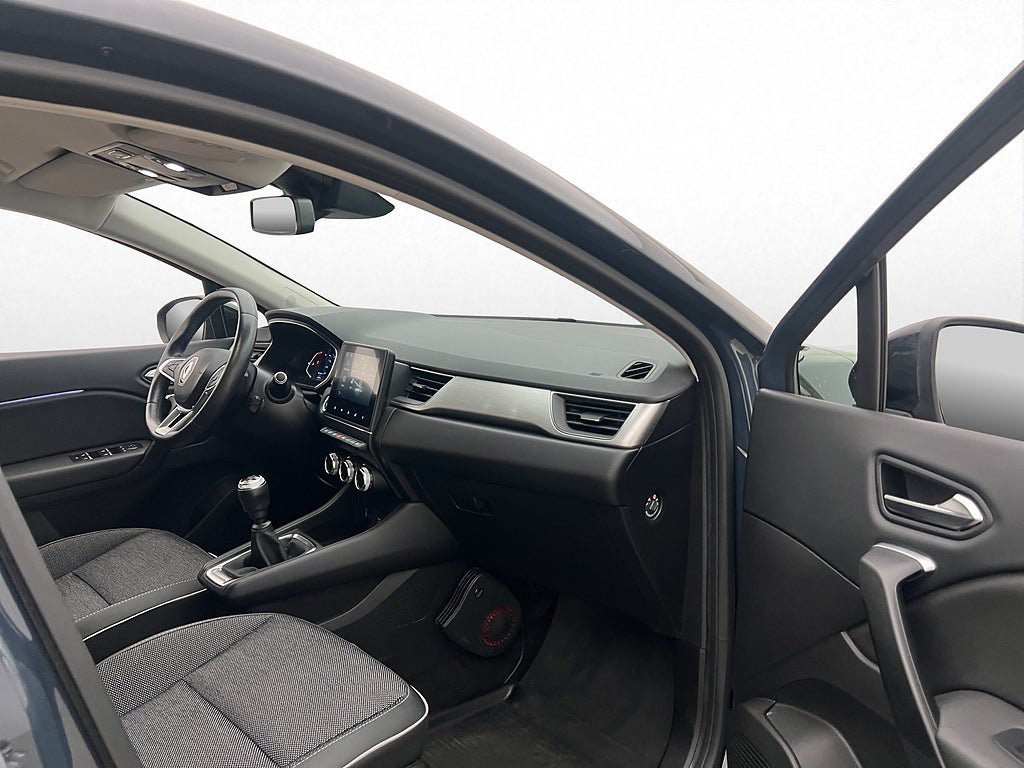Vehicle Image 24