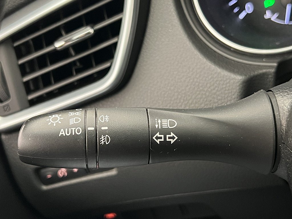 Vehicle Image 24