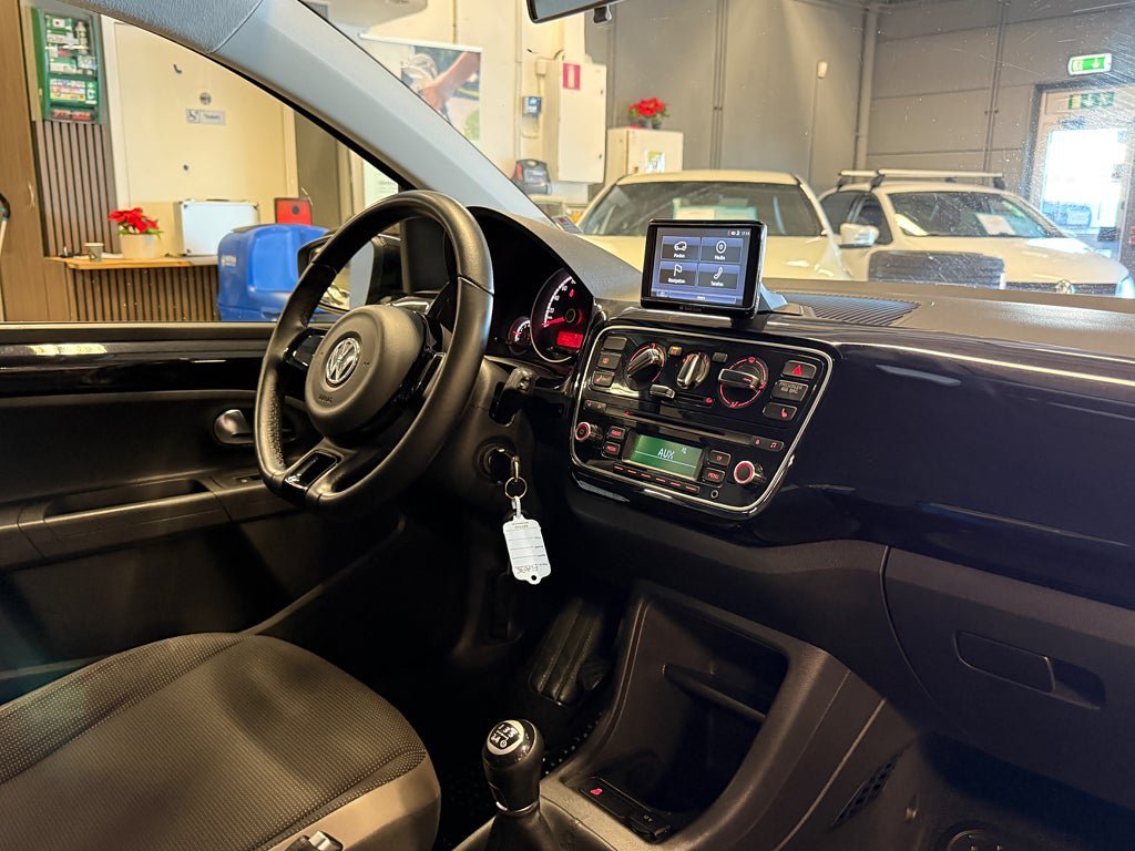 Vehicle Image 21