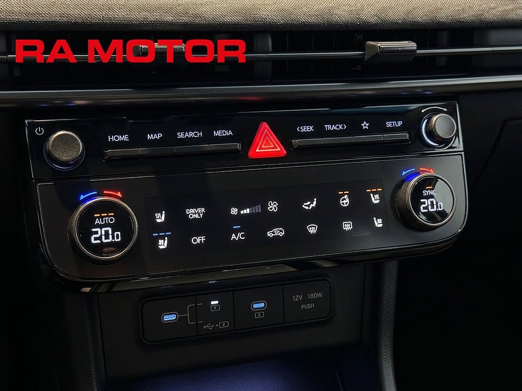Vehicle Image 24