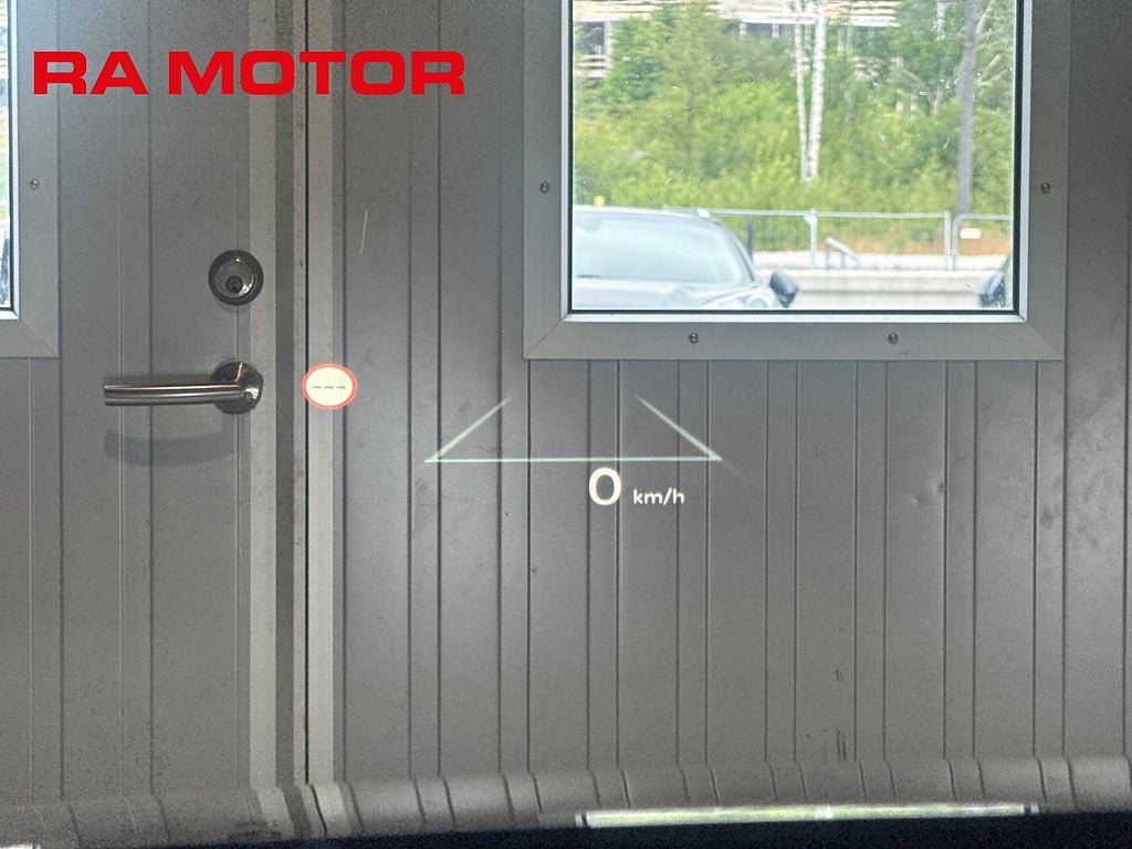 Vehicle Image 26