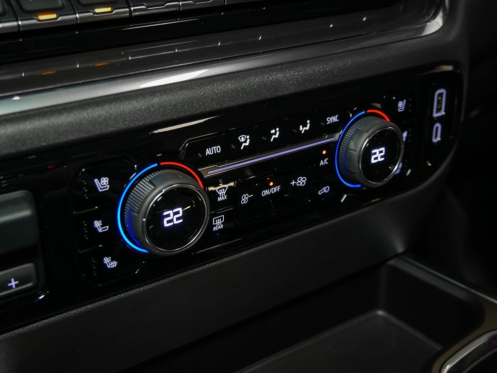 Vehicle Image 33