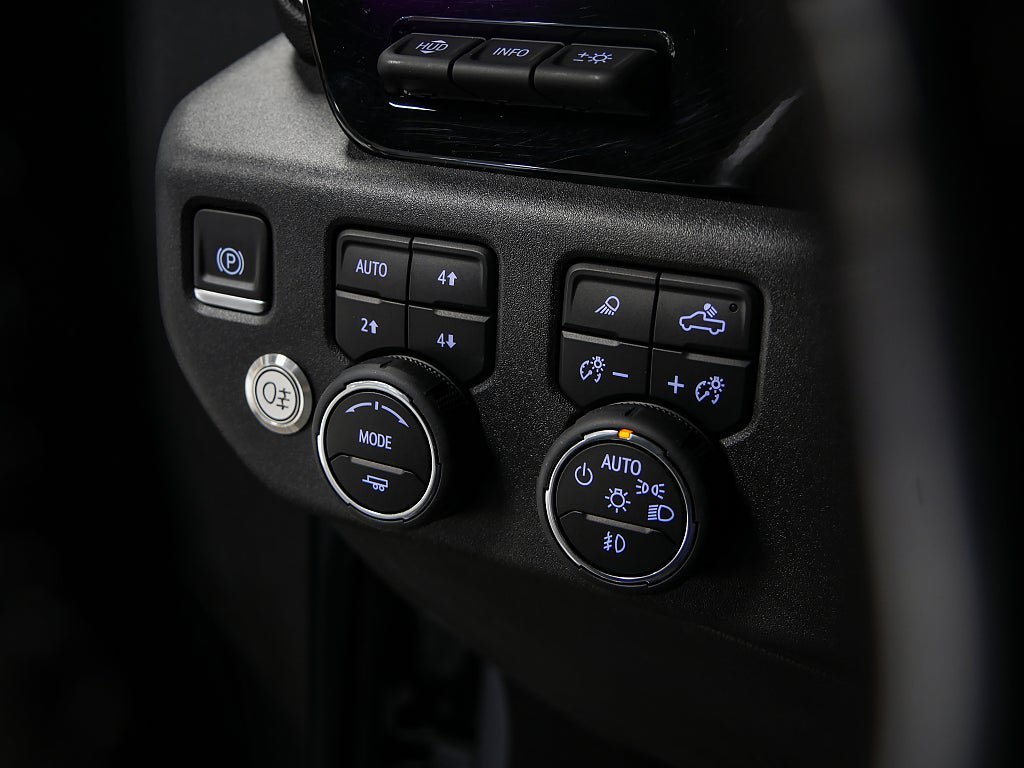 Vehicle Image 36