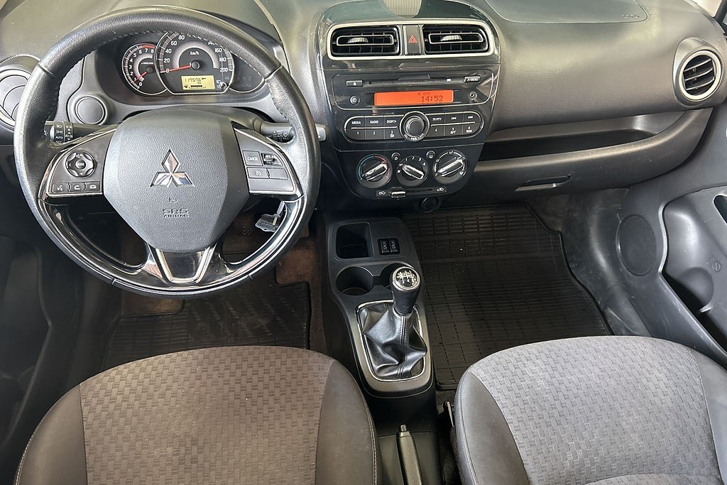 Vehicle Image 13