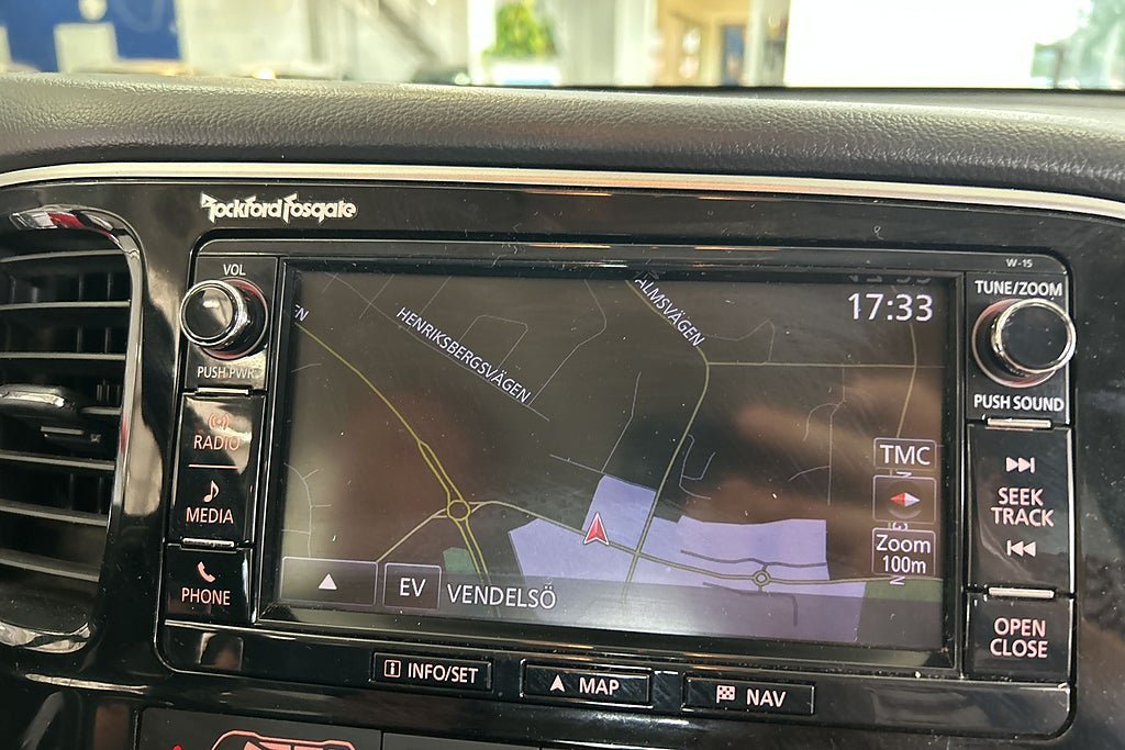 Vehicle Image 26