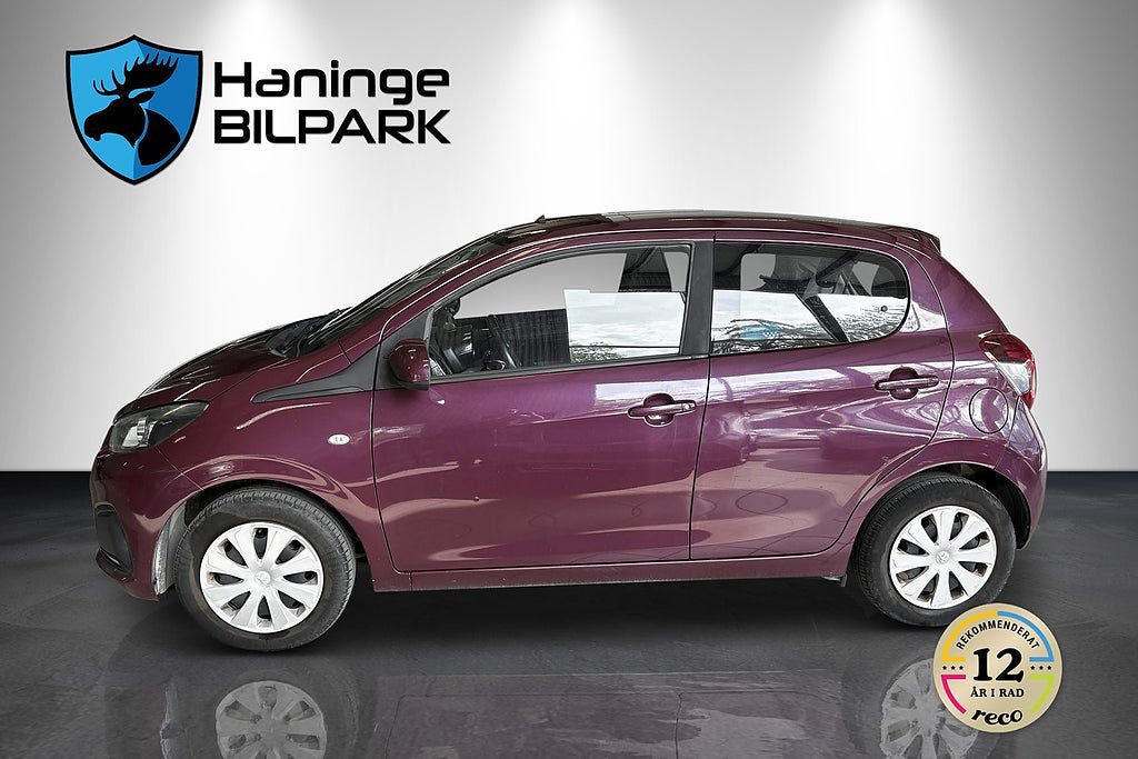 Vehicle Image 6