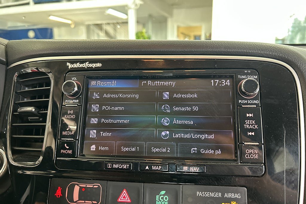 Vehicle Image 28