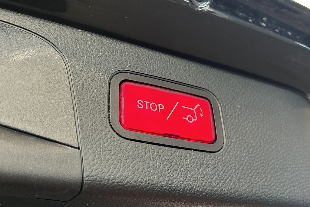 Vehicle Image 28