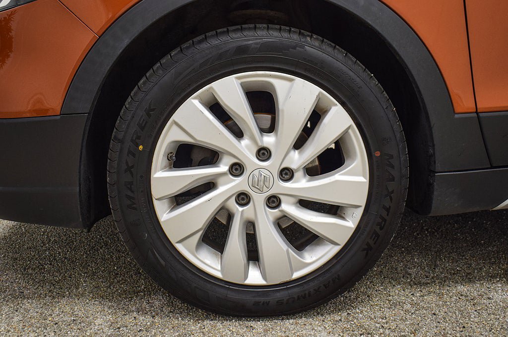 Vehicle Image 22