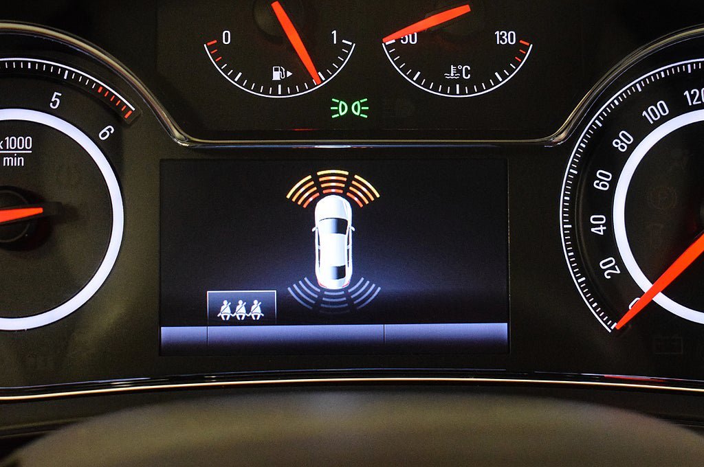 Vehicle Image 12