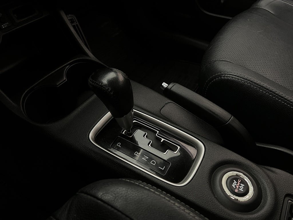 Vehicle Image 24