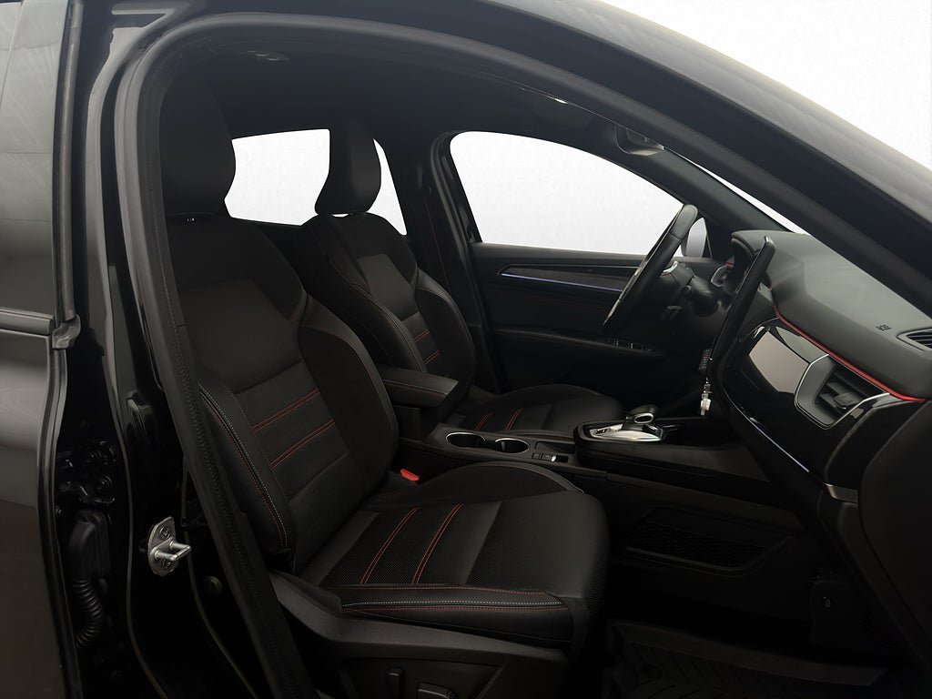 Vehicle Image 33