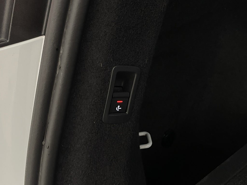 Vehicle Image 26