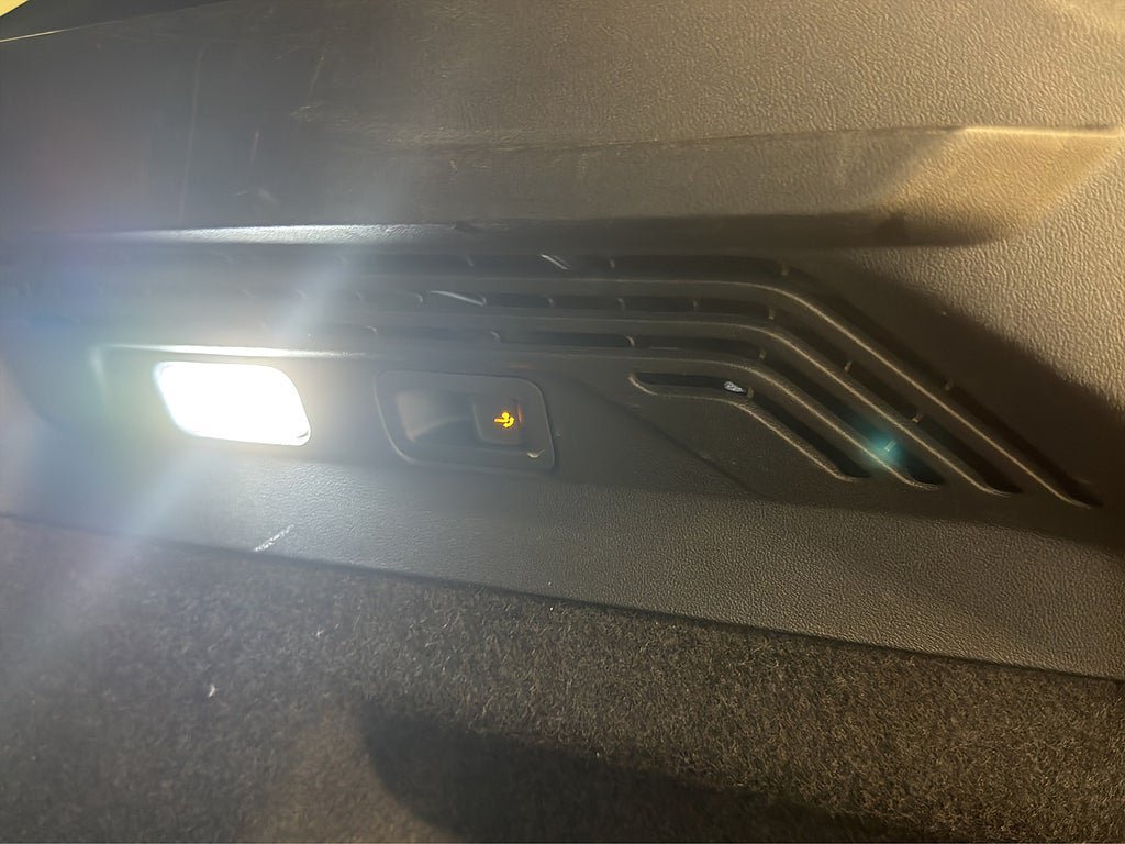 Vehicle Image 17