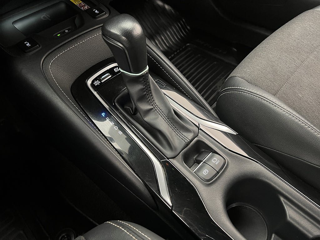 Vehicle Image 14