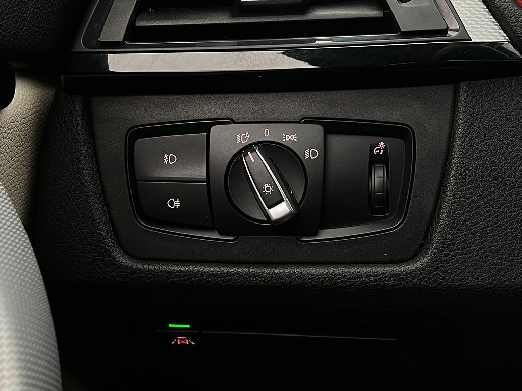 Vehicle Image 29