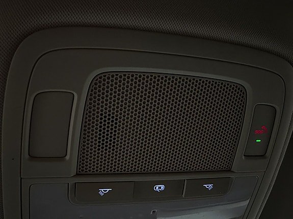 Vehicle Image 26