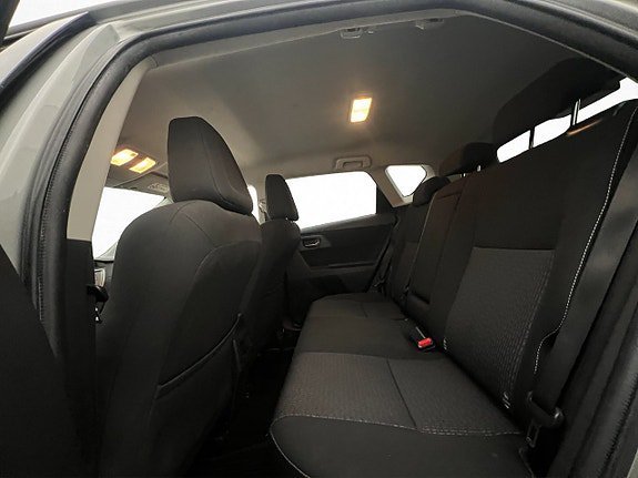 Vehicle Image 23
