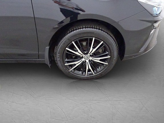 Vehicle Image 34