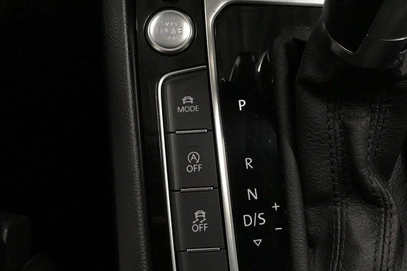 Vehicle Image 28
