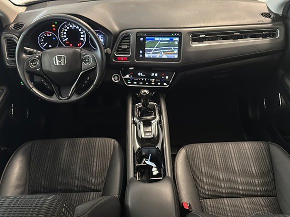 Vehicle Image 11
